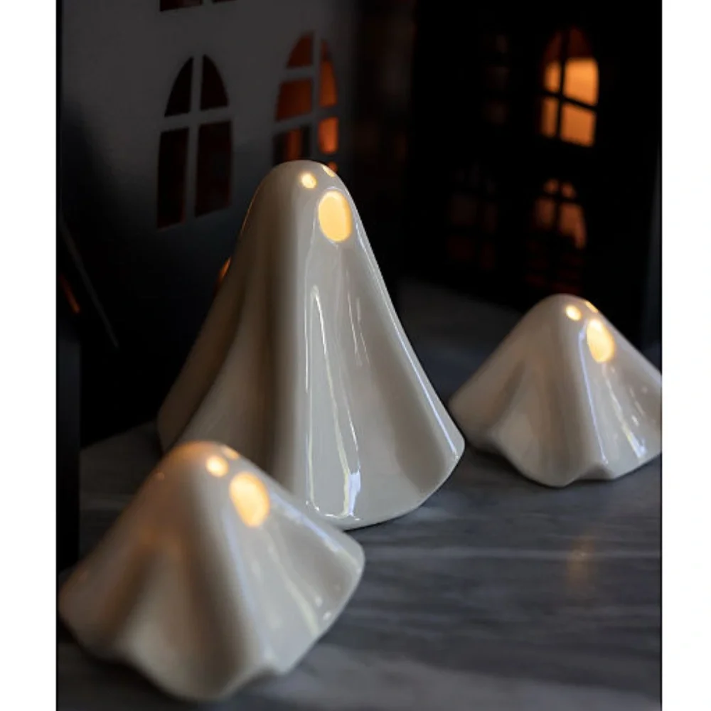 New! Crate&barrel 👻👻 👻 LED Ceramic Ghosts set of 3